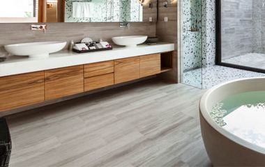 Plinthes encastrées: une touche élégante dans la salle de bain Plinthes encastrées: une touche élégante dans la salle de bain