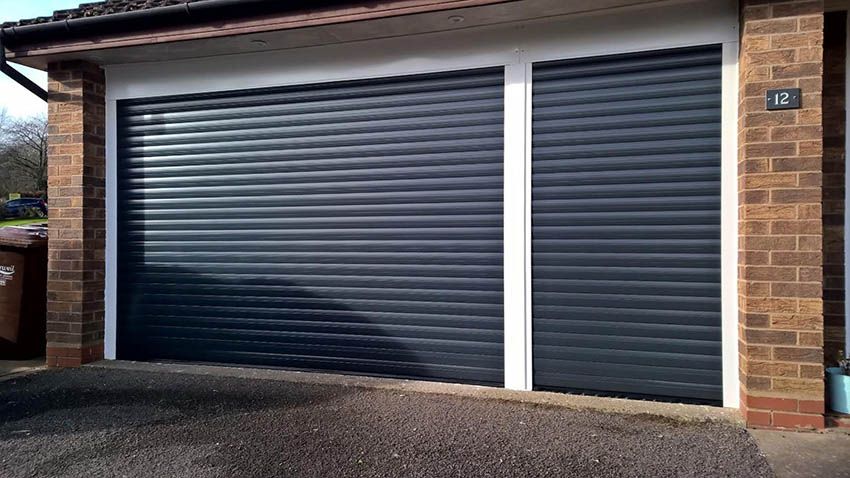 Reliability and durability of the RA77 roller shutter profile for wide gates