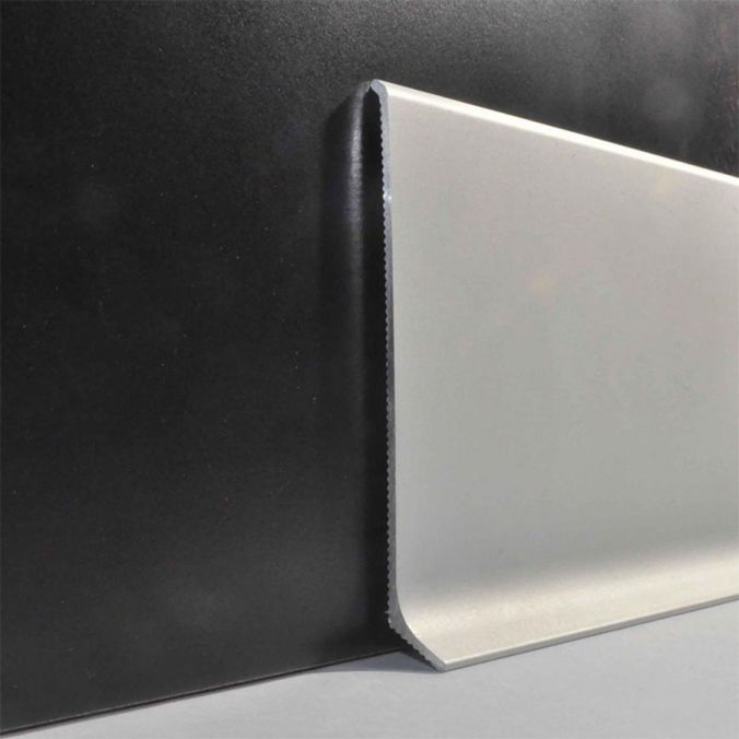 Listwa przypodłogowa aluminiowa natynkowa 60 mm surowa