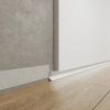 Plinthe cachée 20 mm sans revêtement Plinthe cachée 20 mm sans revêtement