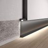 Versteckte Aluminium-Sockelleiste mit LED-Beleuchtung, Höhe 60 mm schwarz Versteckte Aluminium-Sockelleiste mit LED-Beleuchtung, Höhe 60 mm schwarz